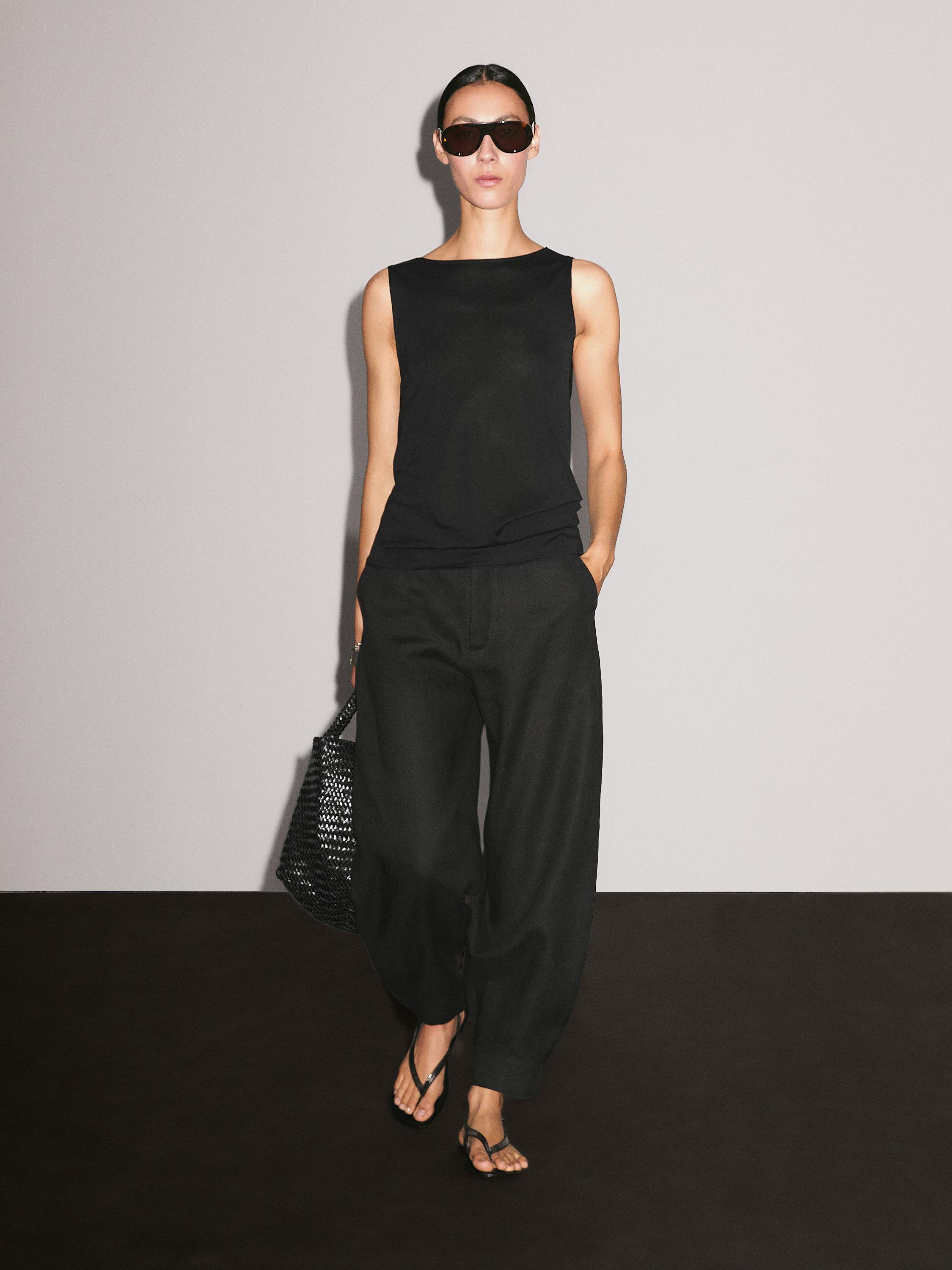 100% cotton top with draped low-cut back